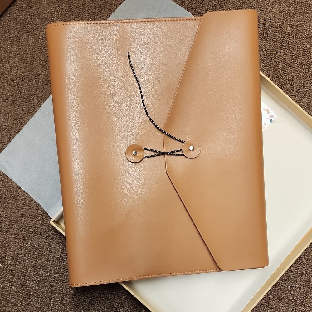 Plum Paper Tan/Camel Leather Planner Folio